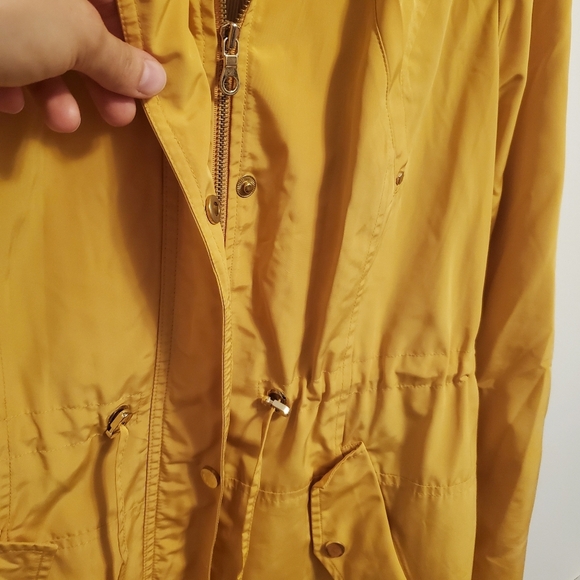Charter Club Water Resistant jacket. Rain. Yellow. Women size M. No hood. - Picture 4 of 15